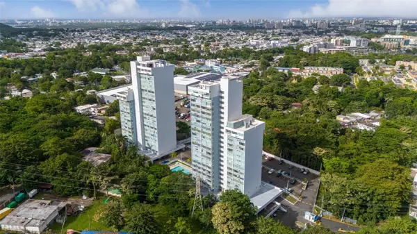 200 Alcala St. COLLEGE PARK APARTMENTS PR #APT. B-1604,  San Juan,  PR 00921