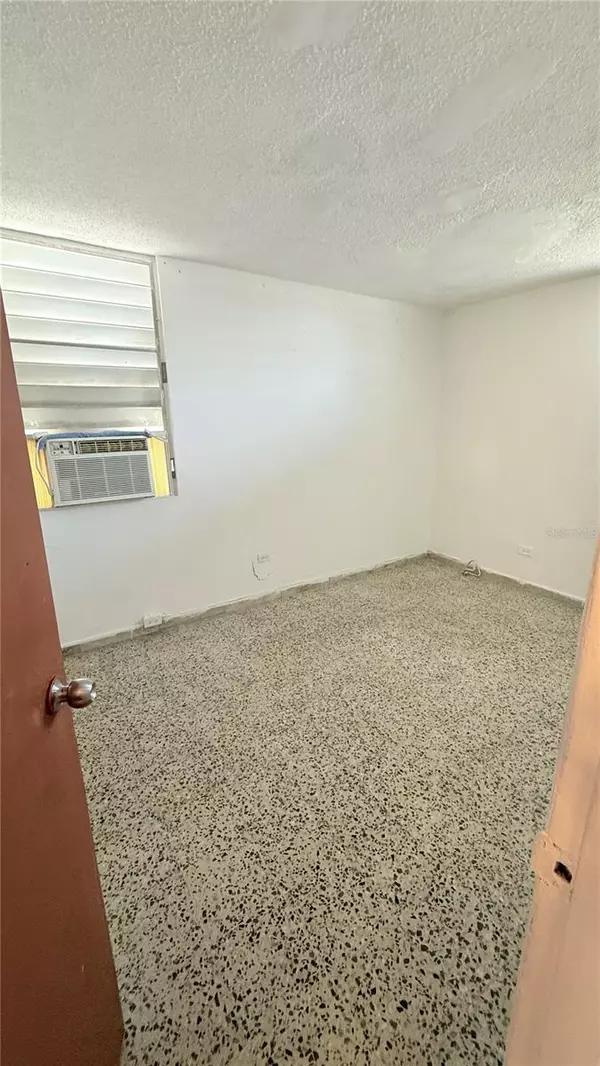 Ceiba, PR 00735,9 I-11 JARDINES DE CEIBA II