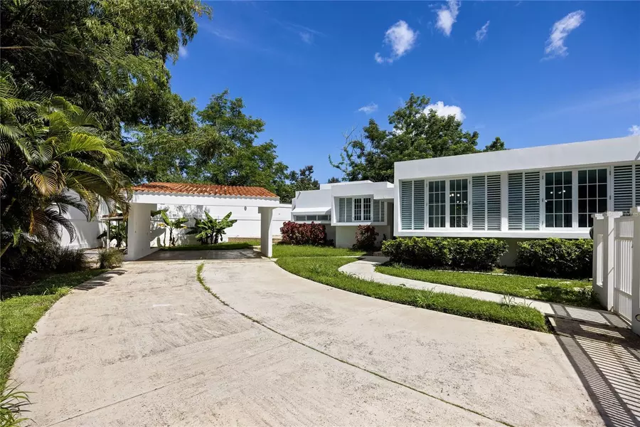 1 Street PASEO MAYOR #E-19, San Juan, PR 00926