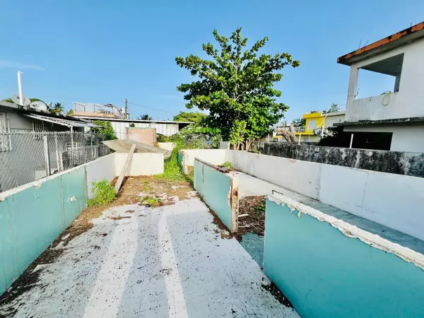 San Juan, PR 00912,225 RUÍZ BELVIS