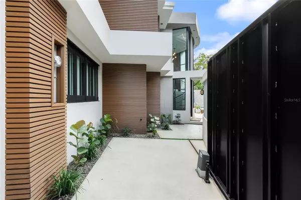 San Juan, PR 00907,1 ALMENDARES