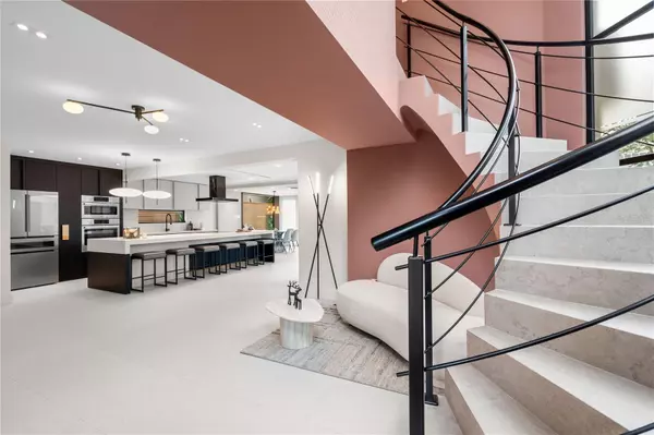 San Juan, PR 00907,1 ALMENDARES