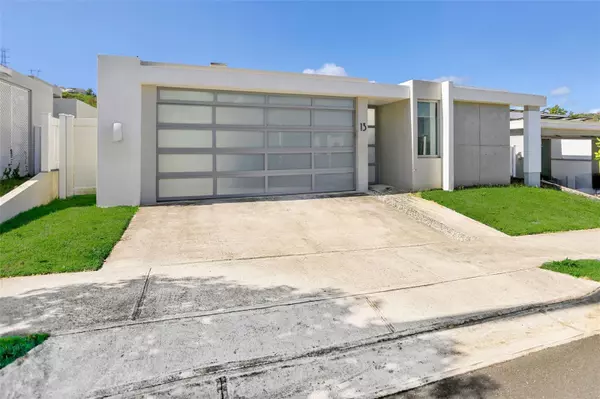 13 3RD ST, Guaynabo, PR 00971