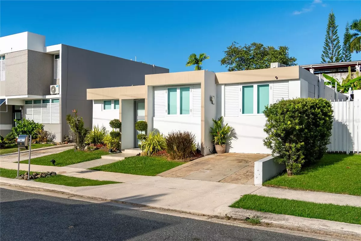 Guaynabo, PR 00966,A12 CALLE 4