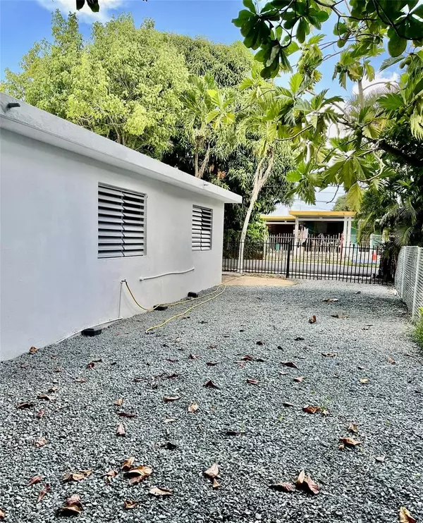 Toa Baja, PR 00949,Clavel 133E Bo. Ingenio CLAVEL 133E BARRIO INGENIO