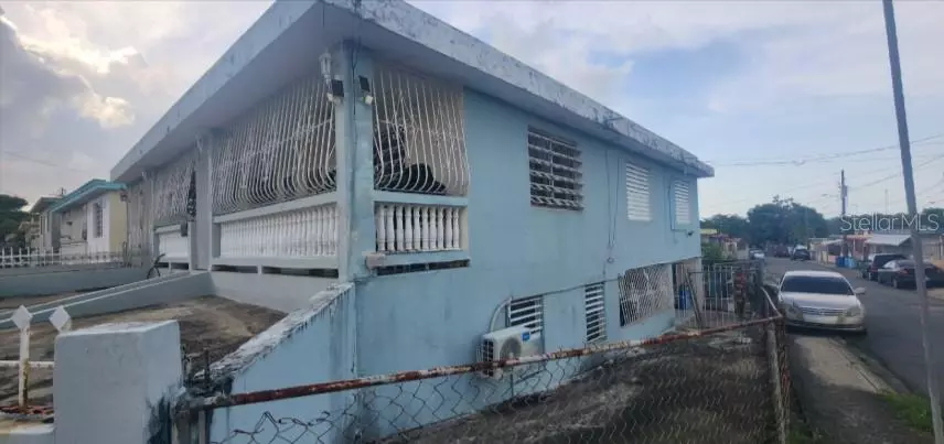 Canovanas, PR 00729,608 12 ST
