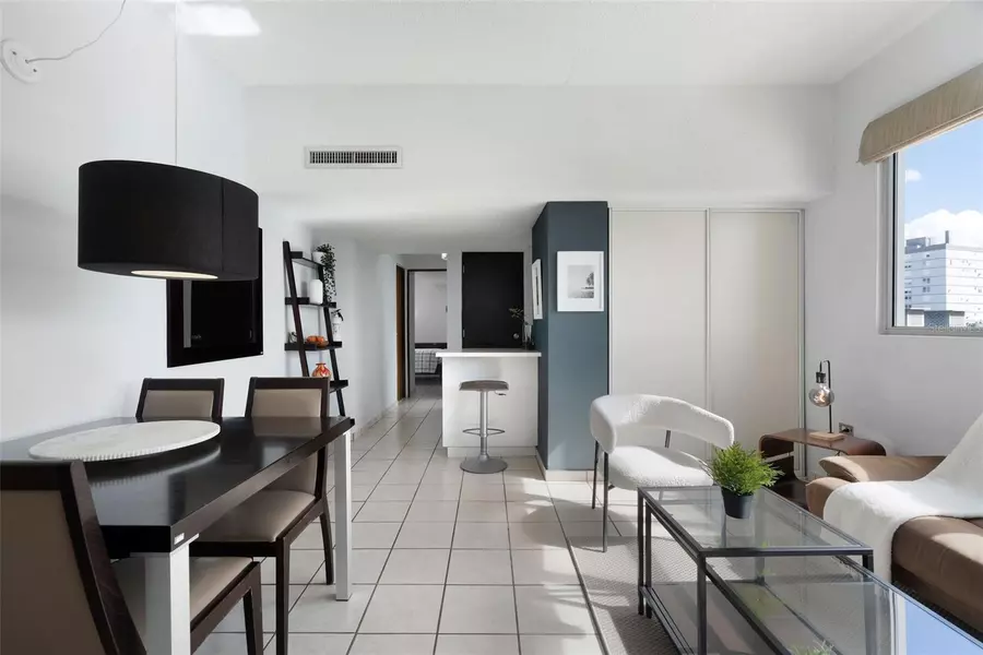 Avenida Ponce de Leon BRISAS DE SAN JUAN #606, San Juan, PR 00909