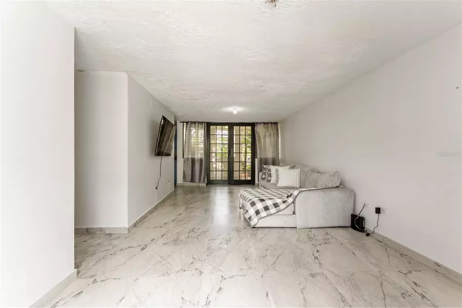 Cond. GOLDEN COURT II, HATO REY #N 102, San Juan, PR 00918