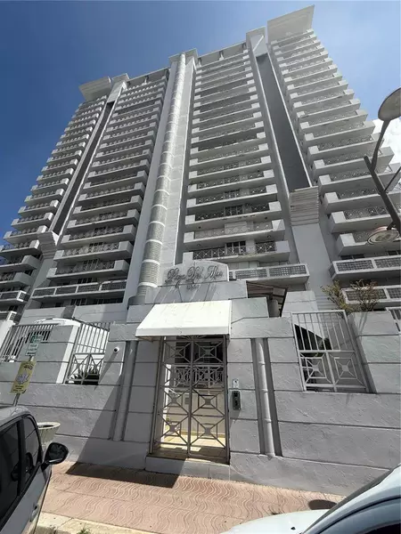 3001 ave isla verde PLAZA DEL MAR #405, Carolina, PR 00979