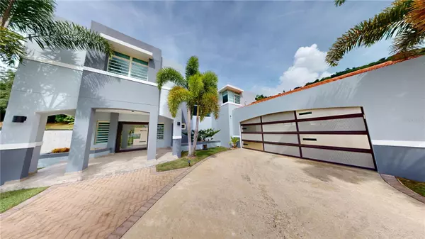 Caguas, PR 00725,0 NOGALES #182