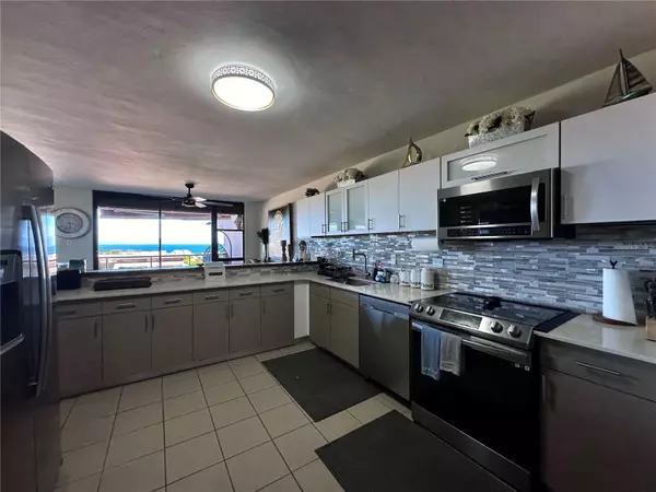 Humacao, PR 00791,Palmas Drive LA JOLLA