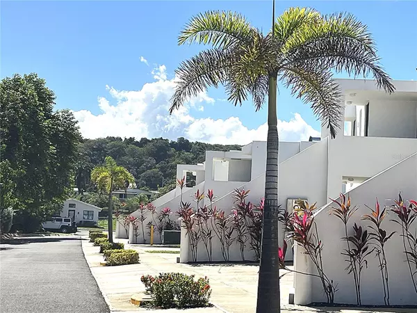 PR4466 MARBELA CASA DE PLAYA #C, Isabela, PR 00662