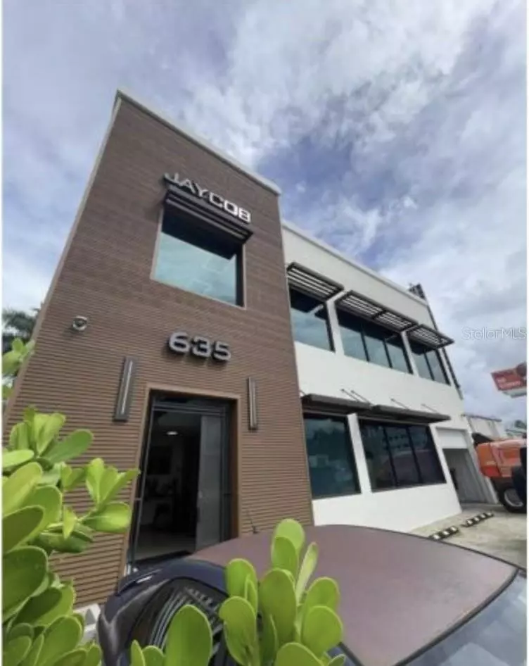 San Juan, PR 00907,635 HILLSIDE ST, SUMMIT HILLS