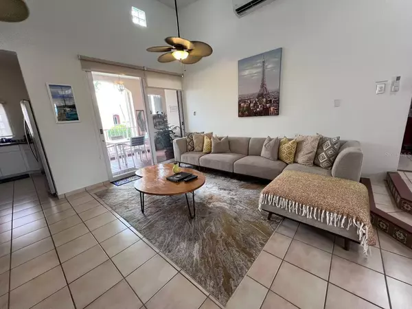 150 CANDELERO DR #826, Humacao, PR 00791