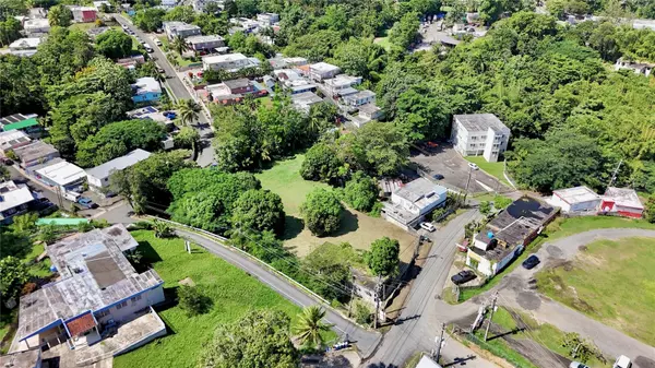 Trujillo Alto, PR 00976,PR-876 KM 0.7 BO LAS CUEVAS