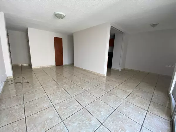 San Juan, PR 00920,424 CALLE ENSENADA #1001