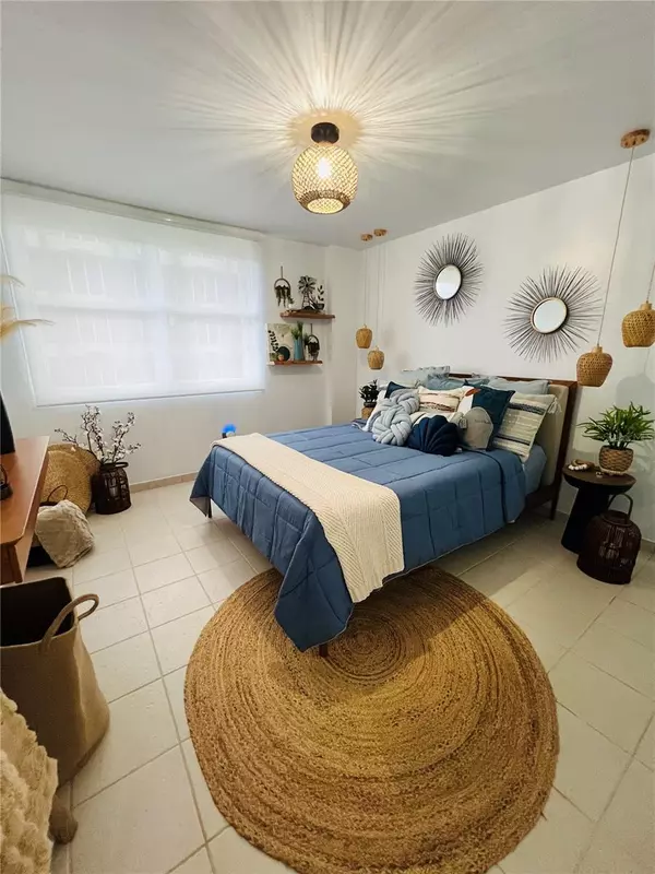 San Juan, PR 00907,6 CALLE MARIANO BAGES #1F