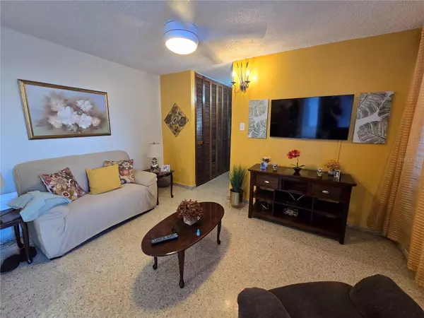 San Juan, PR 00926,G 303 CALLE RONDA #G 303