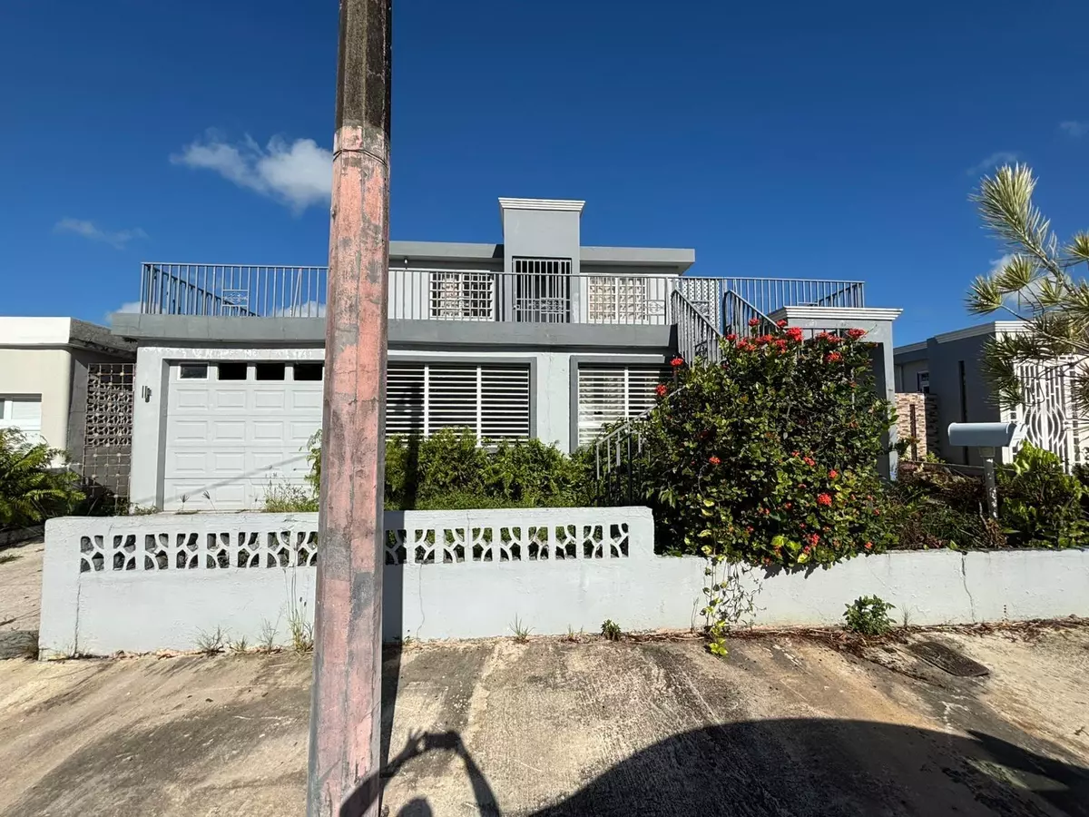 Bayamon, PR 00956,S44 AMAPOLA ST LOMAS VERDES DEV.