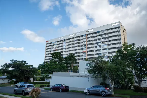 Guaynabo, PR 00966,14 MILAN #10J