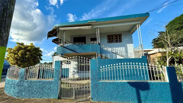 Barceloneta, PR 00617,79 URBANIZACION CATALANA