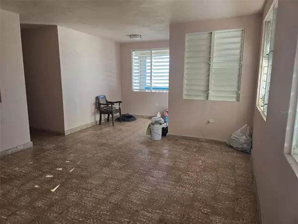 Yabucoa, PR 00767,3.9 km BO JUAN MARTIN