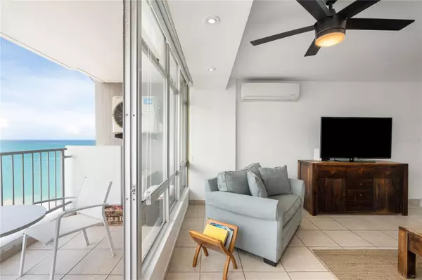 Carolina, PR 00979,5859 ISLA VERDE AVE #1708