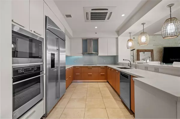 Dorado, PR 00646,500 PLANTATION VILLAGE DRIVE #3-208