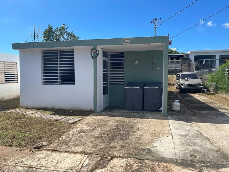 3 URBANIZACIONES ESTANCIAS DE TIERRA ALTA, Canovanas, PR 00729