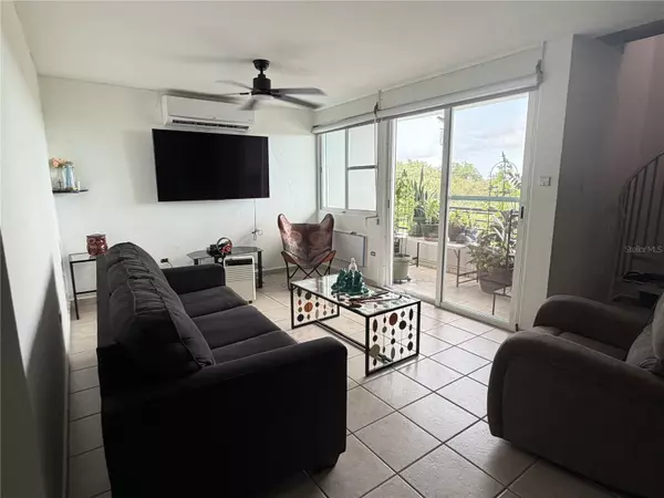 Toa Baja, PR 00949,C2 URB. LAS GAVIOTAS #2