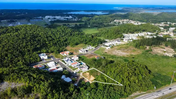 Manati, PR 00674,686 URB. REPARTO ROSELLO #67