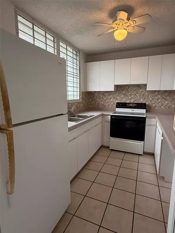 Mayaguez, PR 00680,Condo Westernlake VILLAGE I APT 806-B #806-B