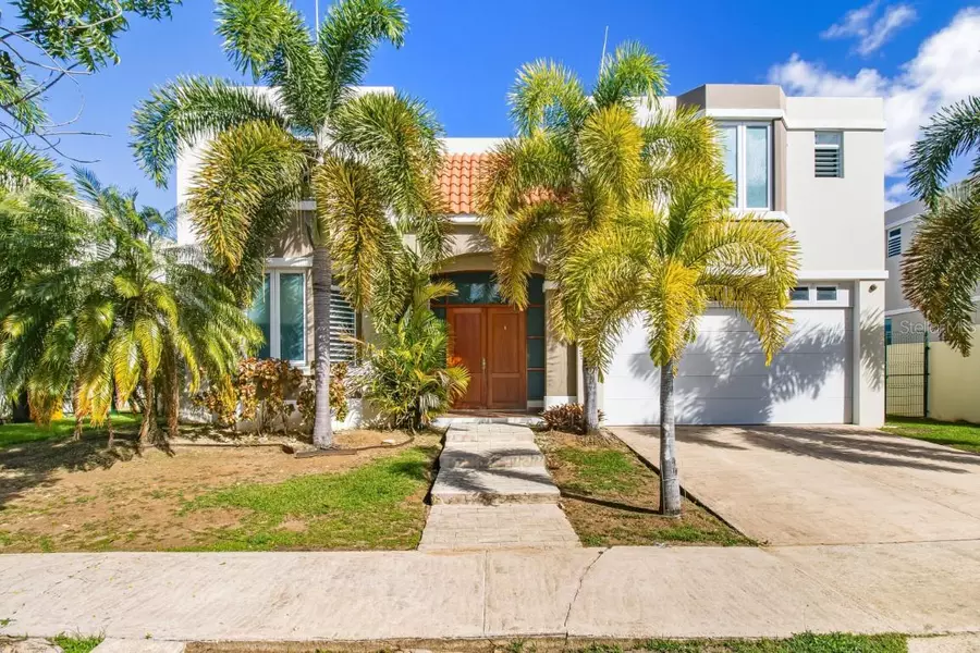 740 MAR DE BENGAL #740, Dorado, PR 00646