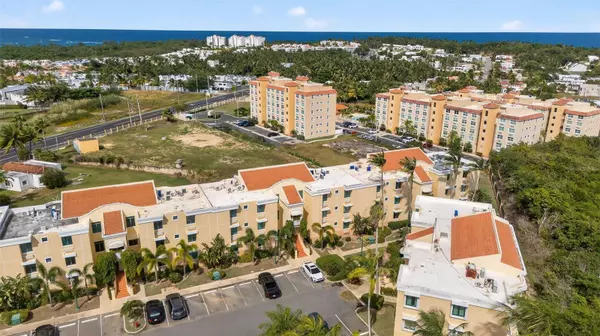 Vega Alta, PR 00692,100 StT. EL DORADO CLUB #Apt.202