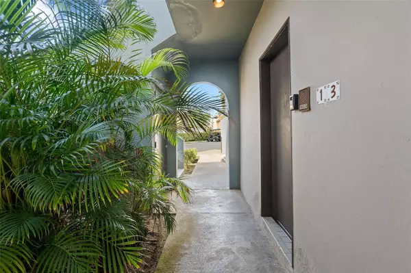 180 CRESCENT COVE CV SE #13, Humacao, PR 00791