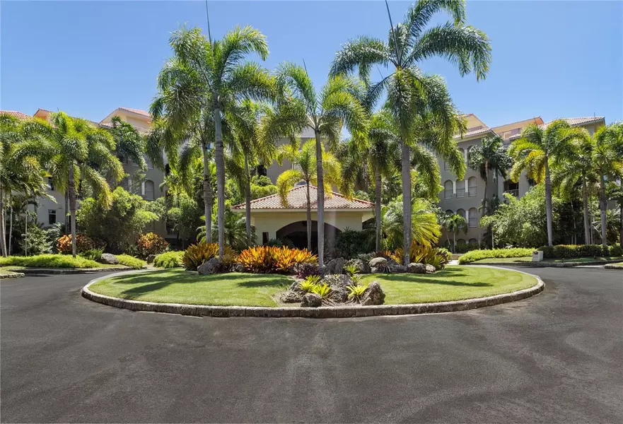 500 PLANTATION DR #3-202, Dorado, PR 00646