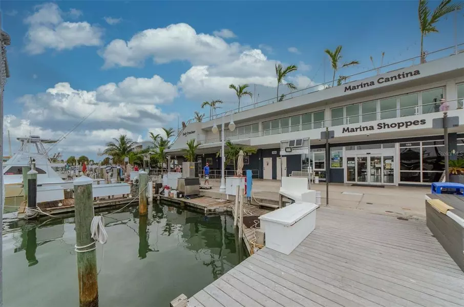 25 CAUSEWAY BLVD #106, Clearwater Beach, FL 33767