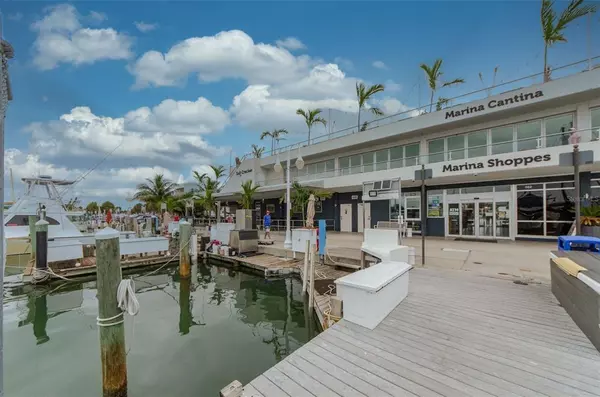 Clearwater Beach, FL 33767,25 CAUSEWAY BLVD #106