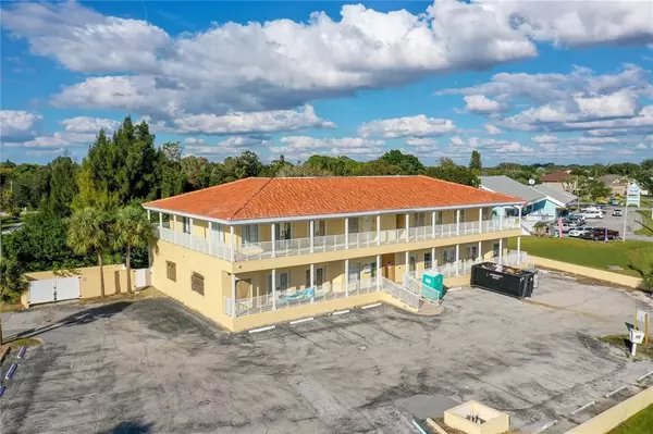 Nokomis, FL 34275,820 ALBEE RD W