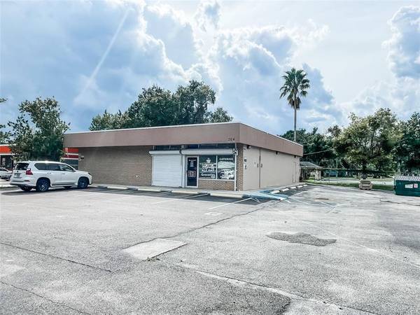 204 S JOHN YOUNG Pkwy,  Kissimmee,  FL 34741