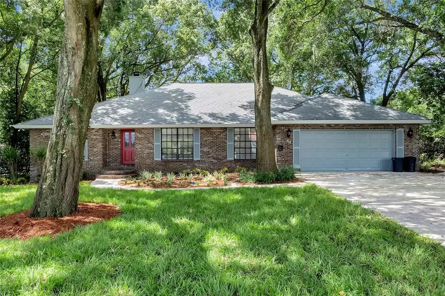 64 W MYRTLE ST, Apopka, FL 32703