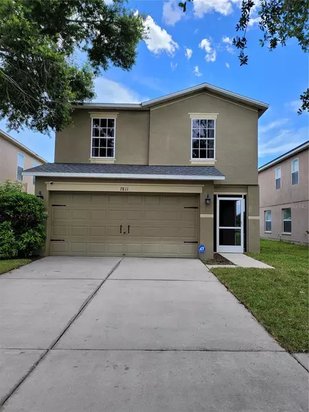 7811 CARRIAGE POINTE DR, Gibsonton, FL 33534