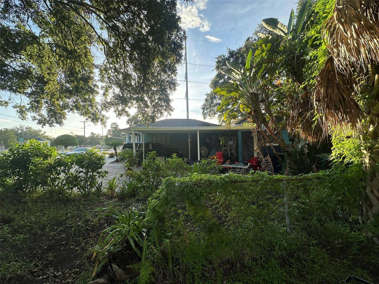 Tampa, FL 33605,2415 E 21ST AVE