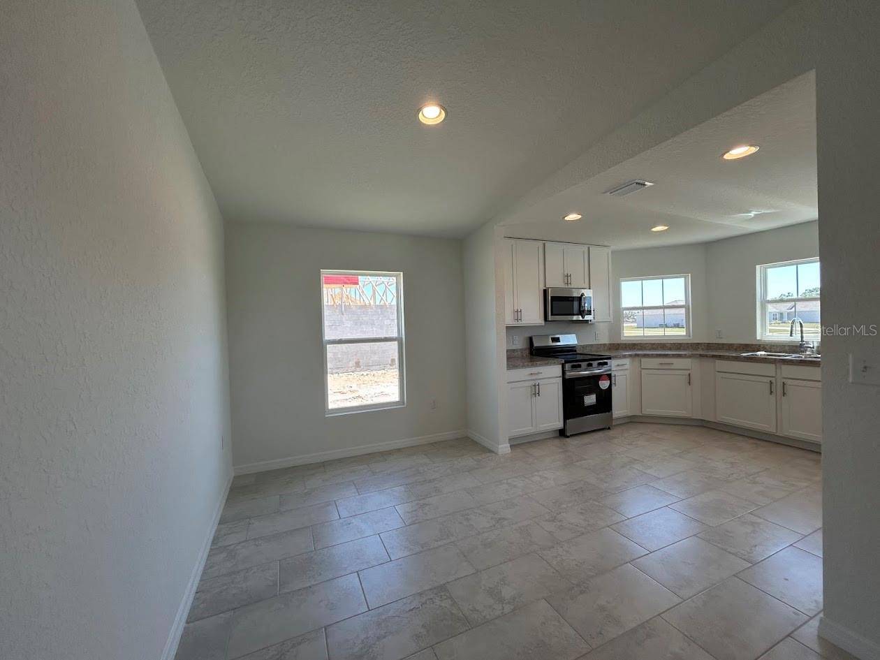Frostproof, FL 33843,207 BRYCE LN