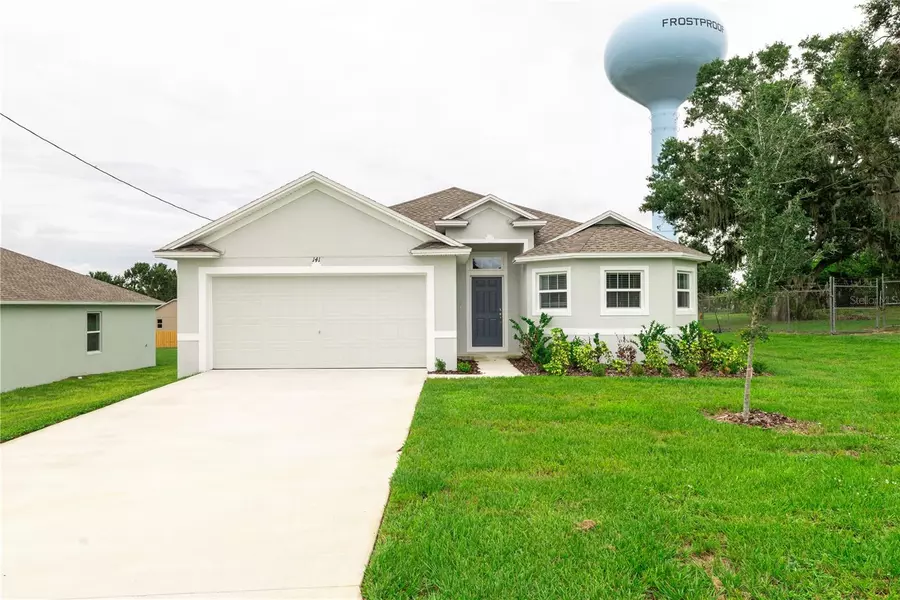 141 W 6TH ST, Frostproof, FL 33843