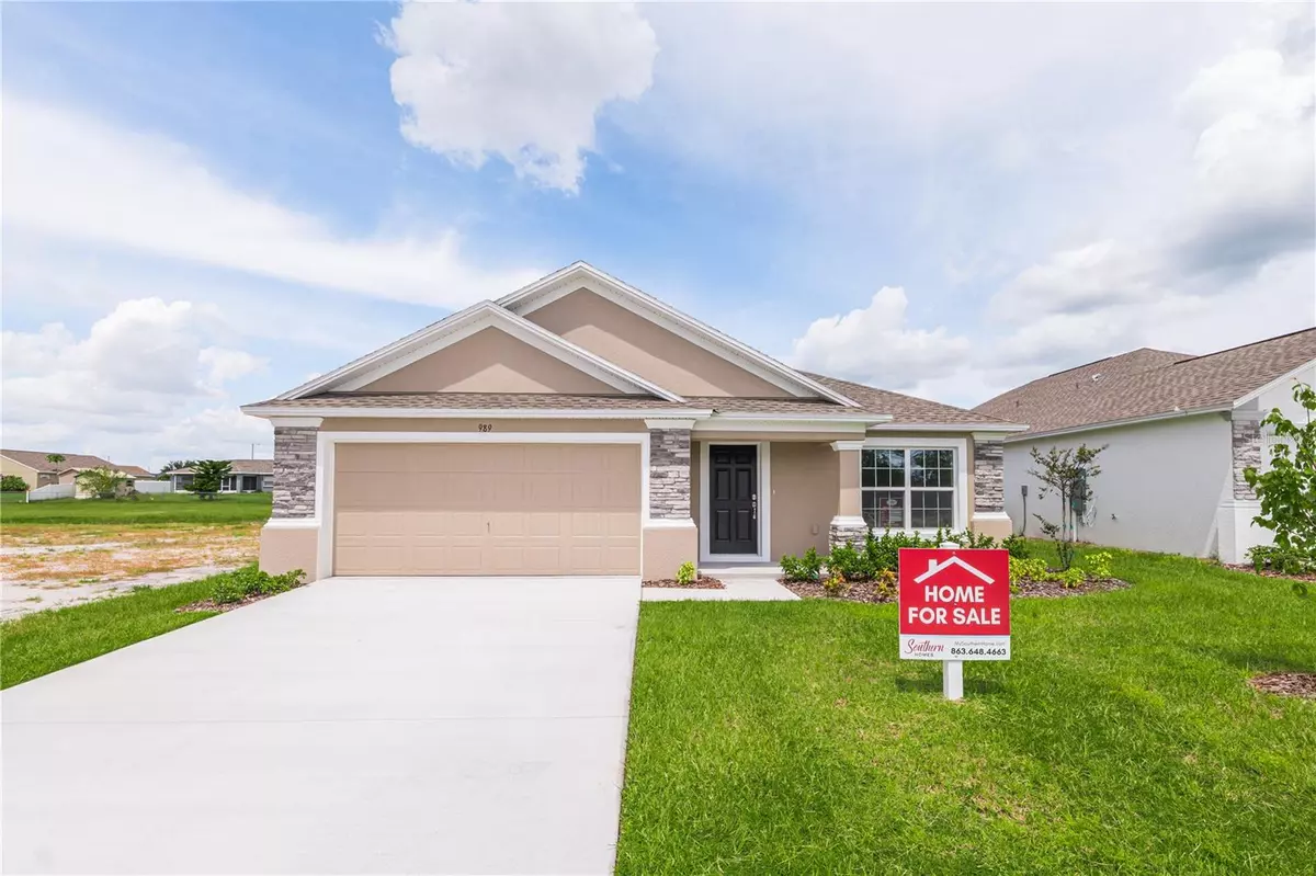 Winter Haven, FL 33884,989 LUNAR LN