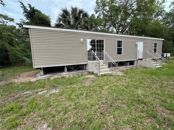55917 CABBAGE RD, Astor, FL 32102
