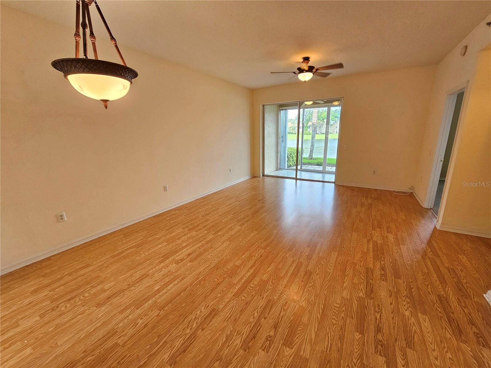 Sarasota, FL 34238,8340 WINGATE DR #1014