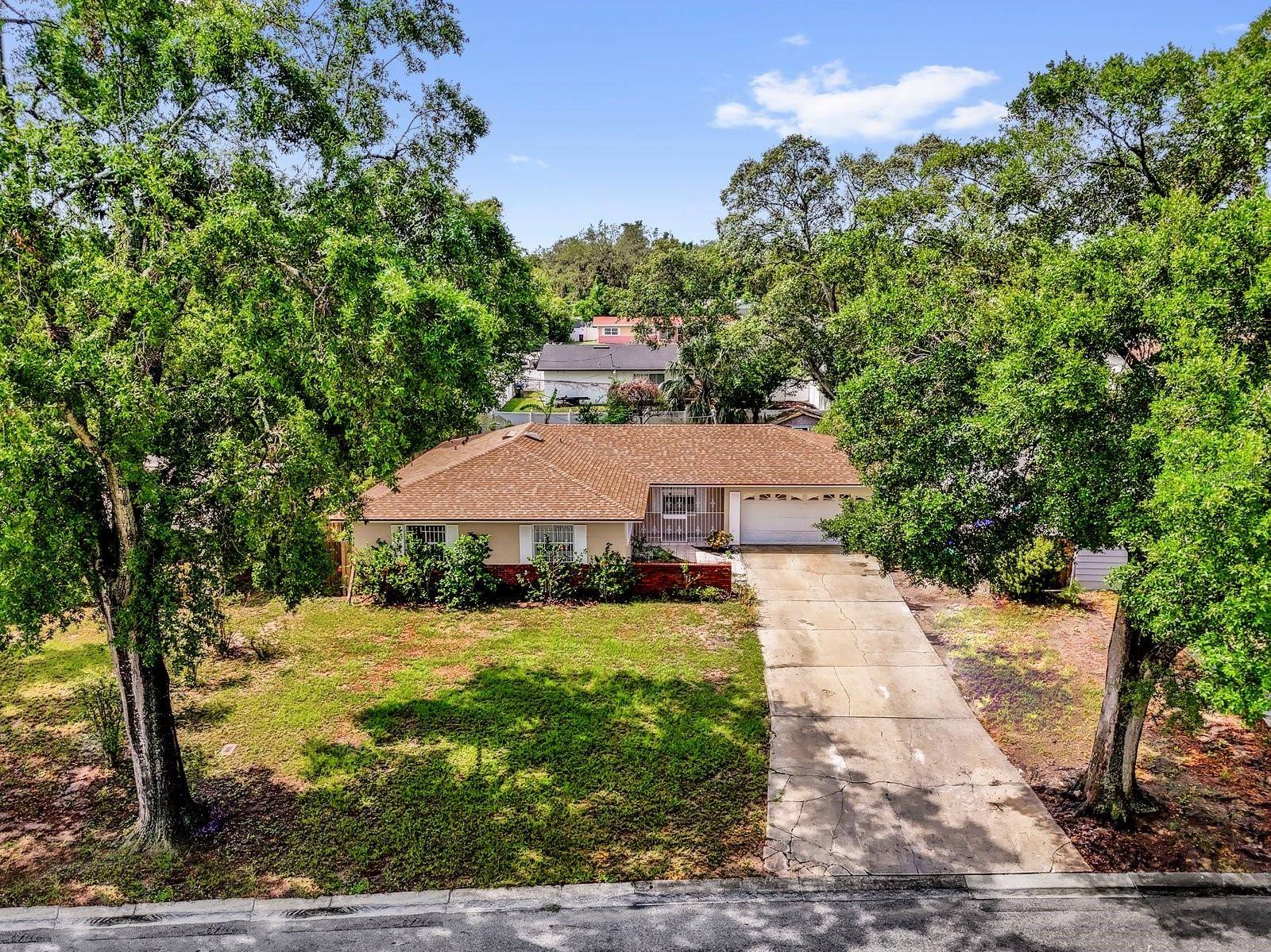 5806 FERNHILL DR, Orlando, FL 32808