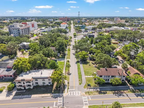 Winter Haven, FL 33881,669 AVENUE B NW